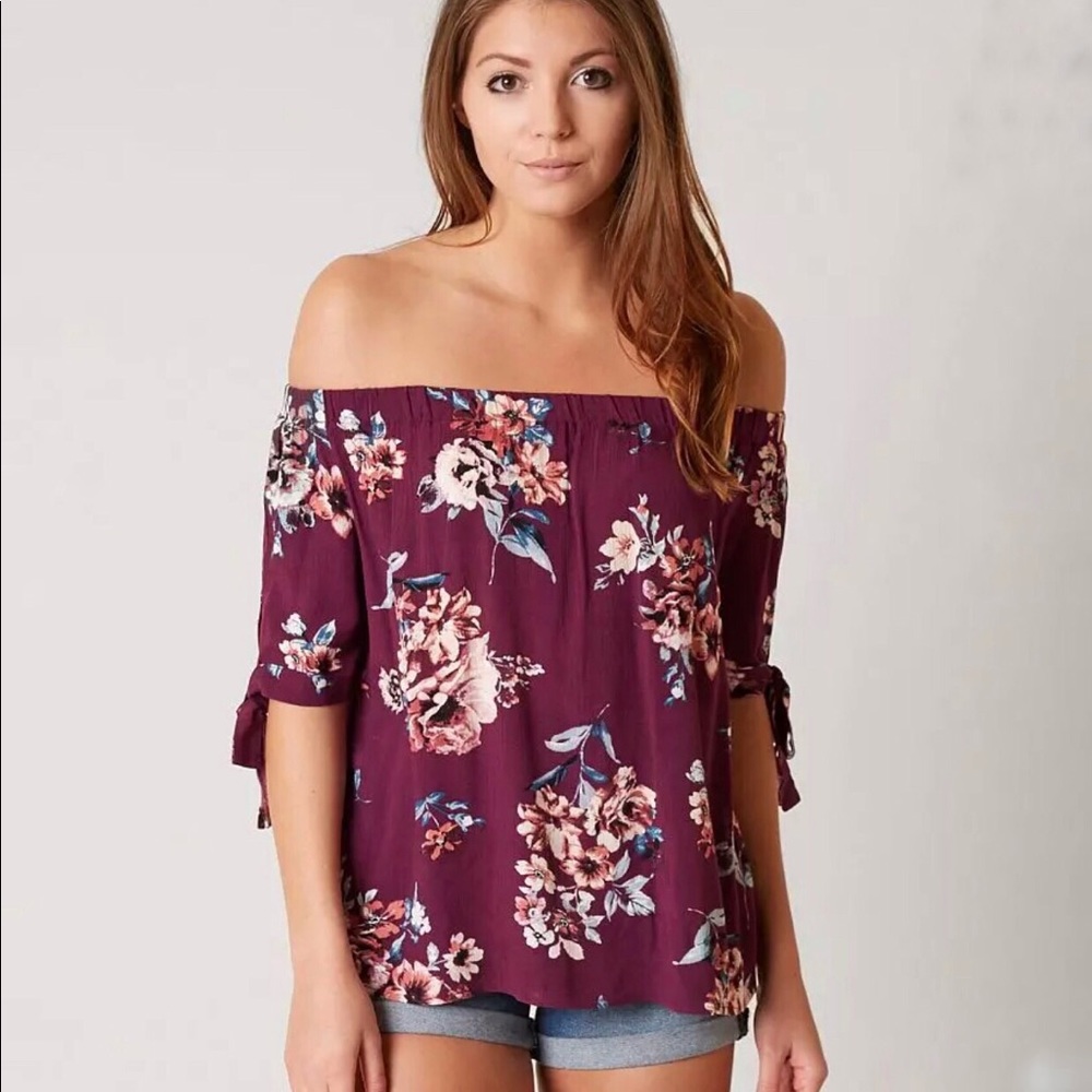 - - - Gypsie & Moondust blouse floral off shoulder top ties at sleeves siz…